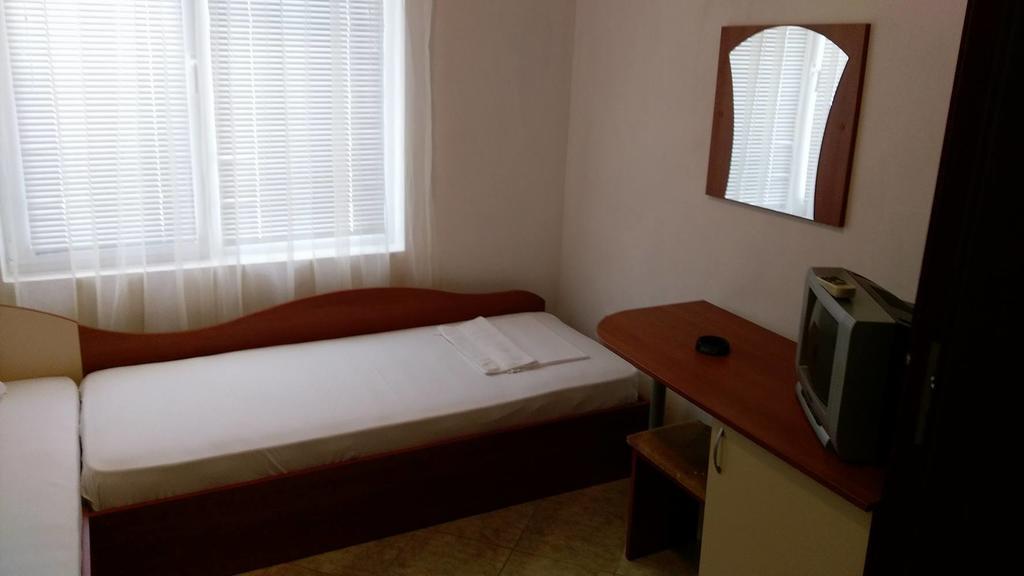 Guest House Krasi Черноморец Екстериор снимка