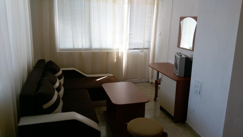 Guest House Krasi Черноморец Екстериор снимка