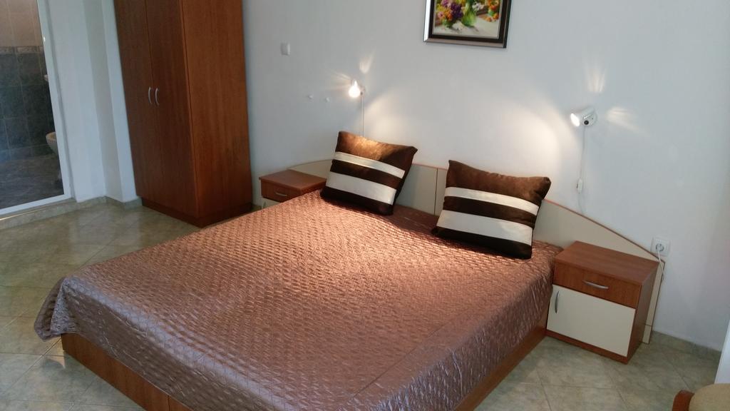 Guest House Krasi Черноморец Екстериор снимка